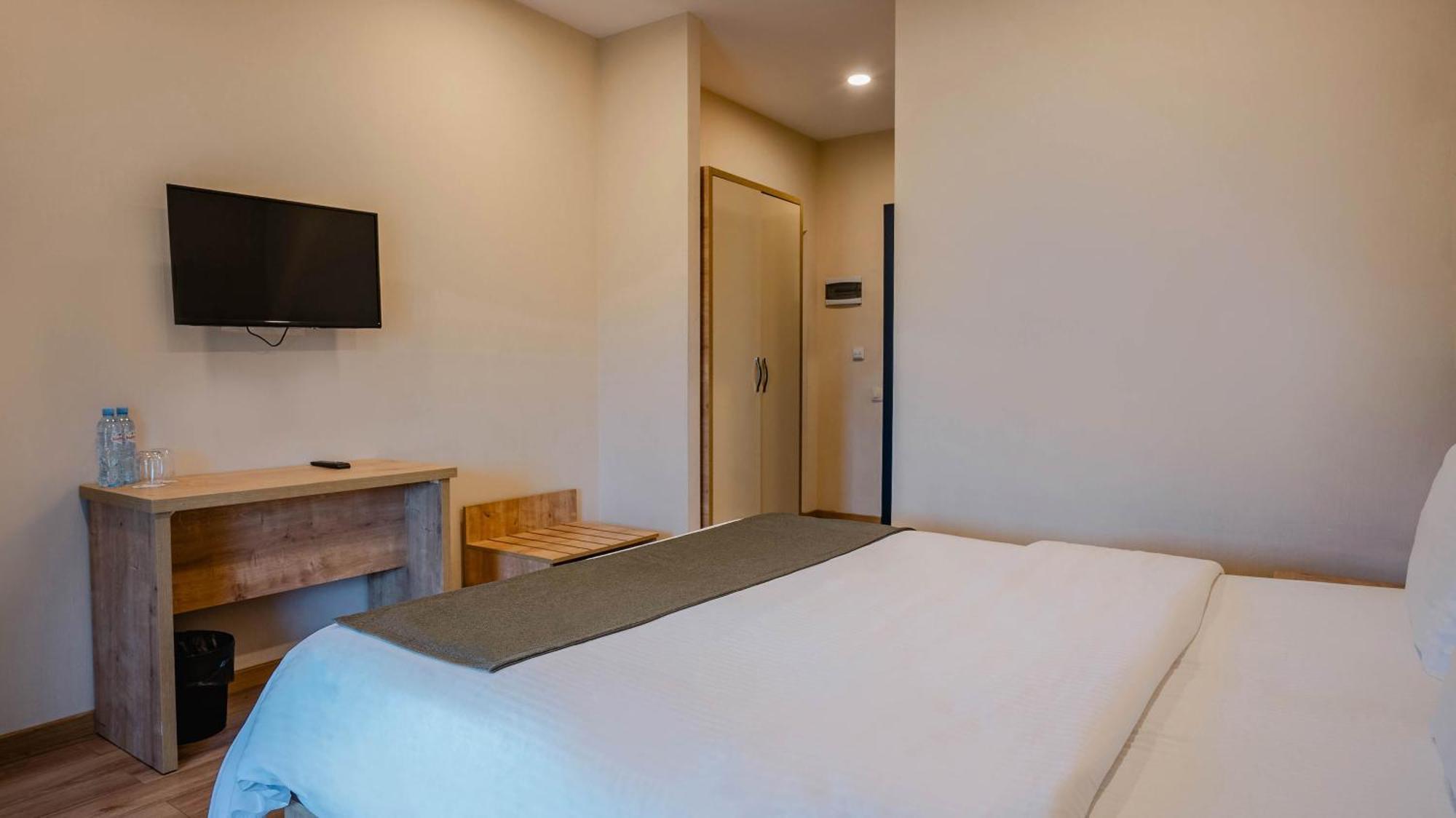 Gudauri Inn الغرفة الصورة A room at the hotel
