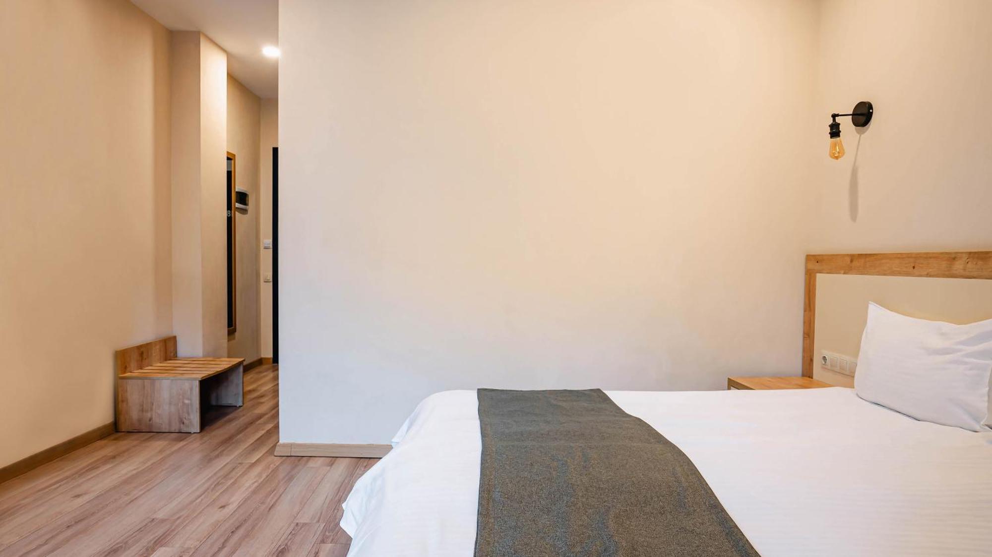 Gudauri Inn الغرفة الصورة A room at the hotel